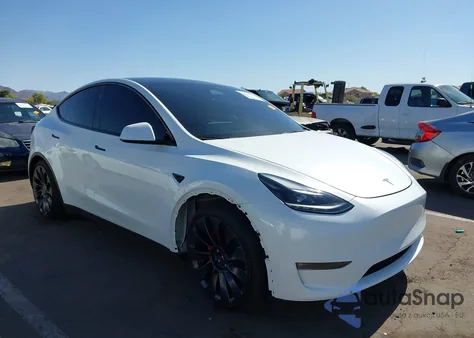 2024 Tesla Model Y Performance Dual Motor All-Wheel Drive из США, поврежденный, VIN 7SAYGDEF0RF032922